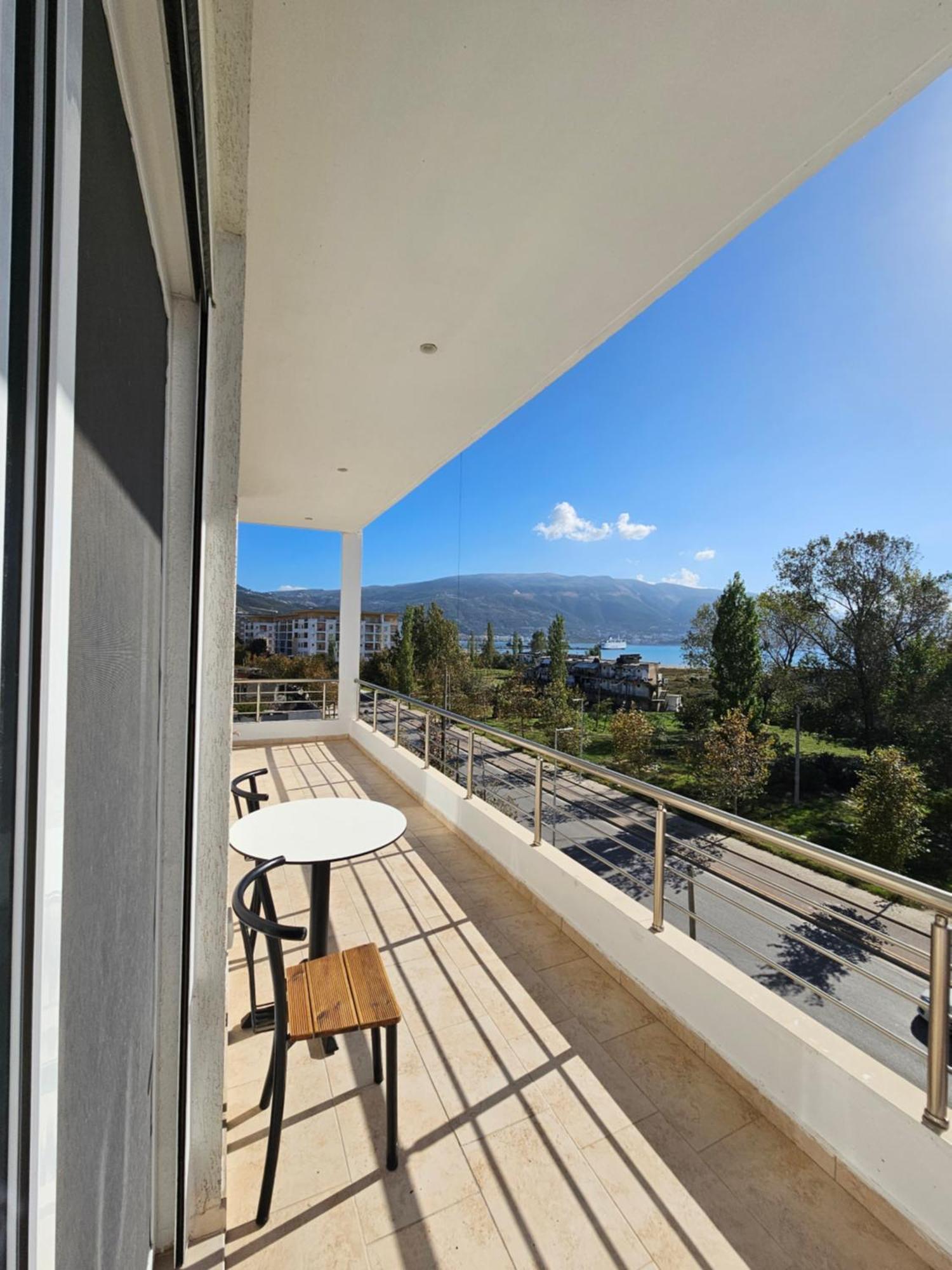 Sea & Sun Apartment Влёра Экстерьер фото